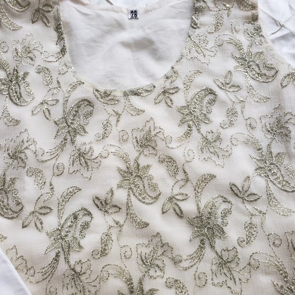 Girls fancy gown dress - Picture 7 of 9